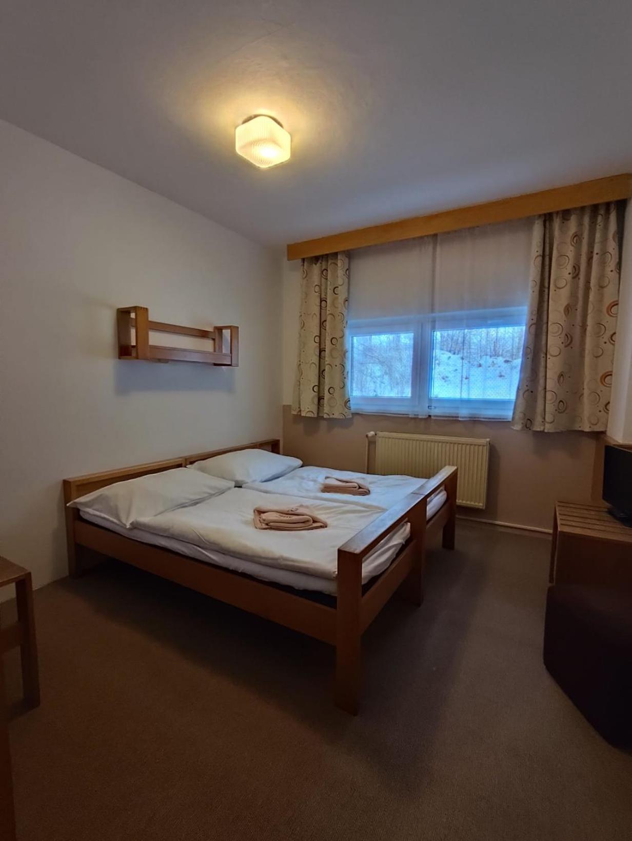 Horsky Hotel Kubat Benecko Esterno foto